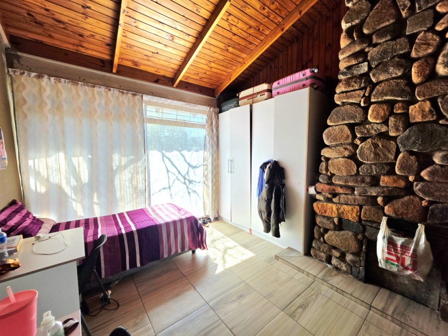 16 Bedroom Property for Sale in Universitas Free State